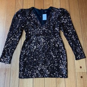Black and rose Gold sequined dress with long, puffed sleeve size M